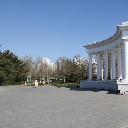 Двухкомнатная Квартира 900М От Моря Отчетные Док Chornomorsk Bagian luar foto